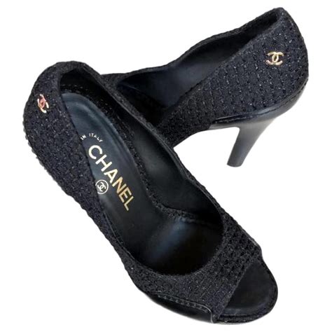 les talons chanel